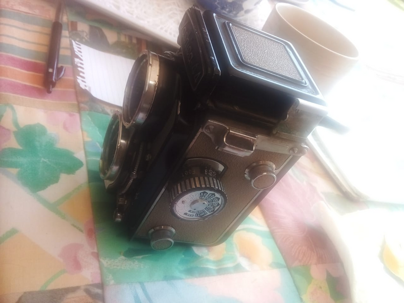 VINTAGE1940,S YASHICA-44 CAMERA R1500