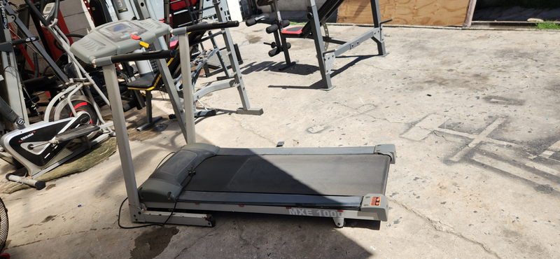 Maxed MXE 1000 Treadmill for Sale!