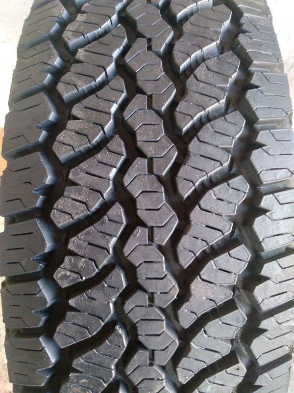 1x 265/70/17 general grabber fairly used tyre 95%tread excellent condition