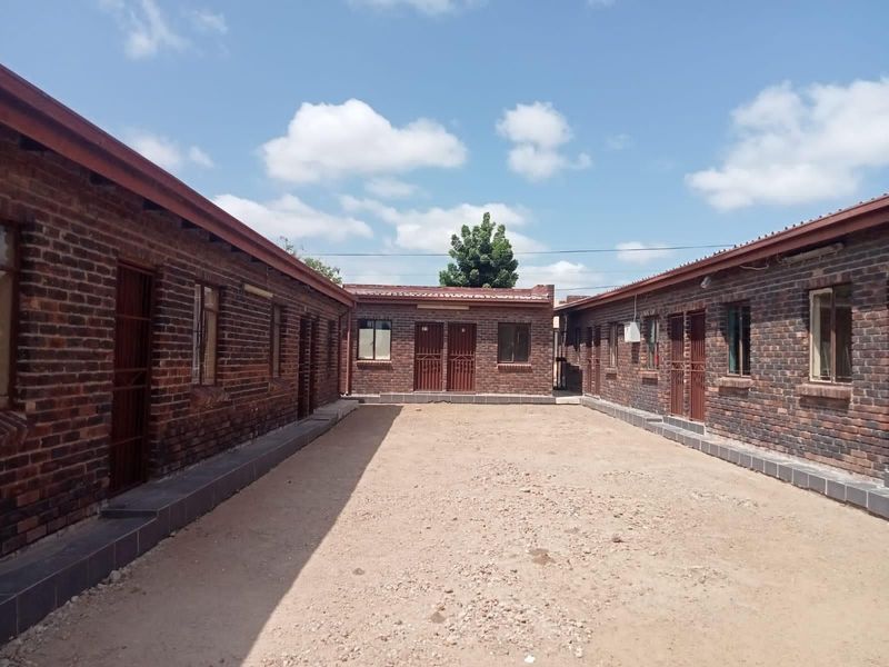 House in Seshego H For Sale
