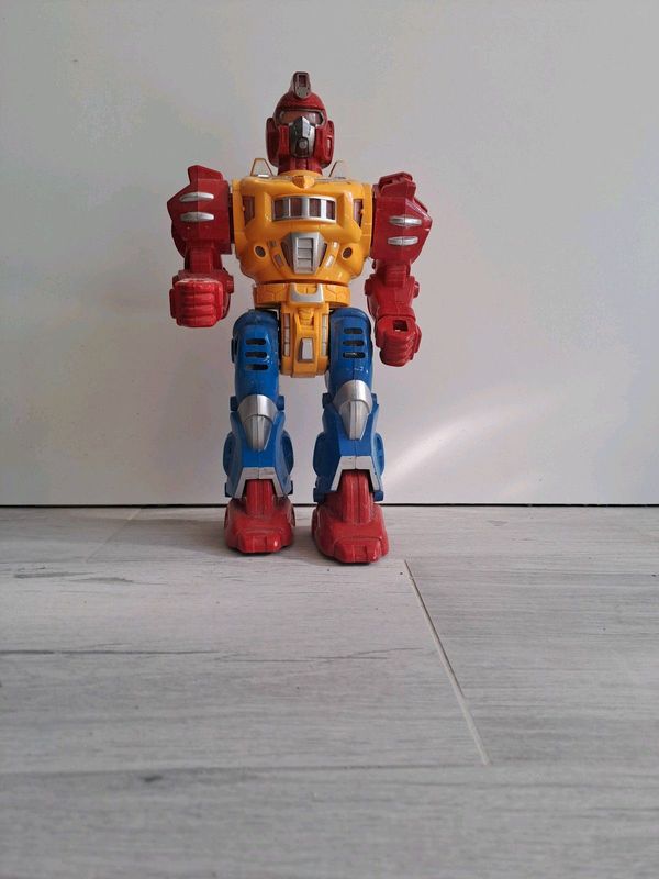 Large transformer look walking robot