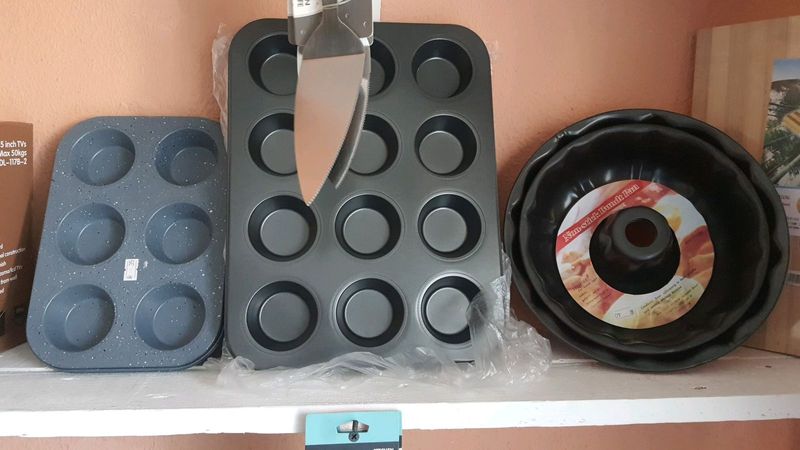 Baking Trays From R35.00 to R70.00 Brand New