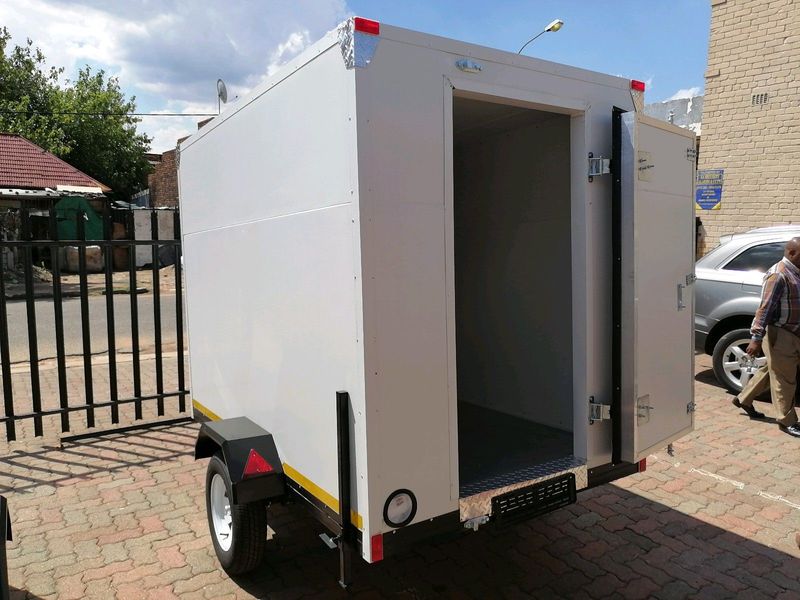 Mobile fridge, mobile cold rooms, mobile vip toilets, mobile kitchen sold