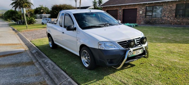 NISSAN NP200 1.6i