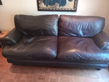 Coricraft Safari range Large genuine leather studded couch 230cm in Excellent condition R9500 neg