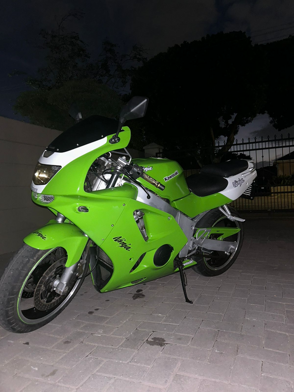 1998 Kawasaki Ninja