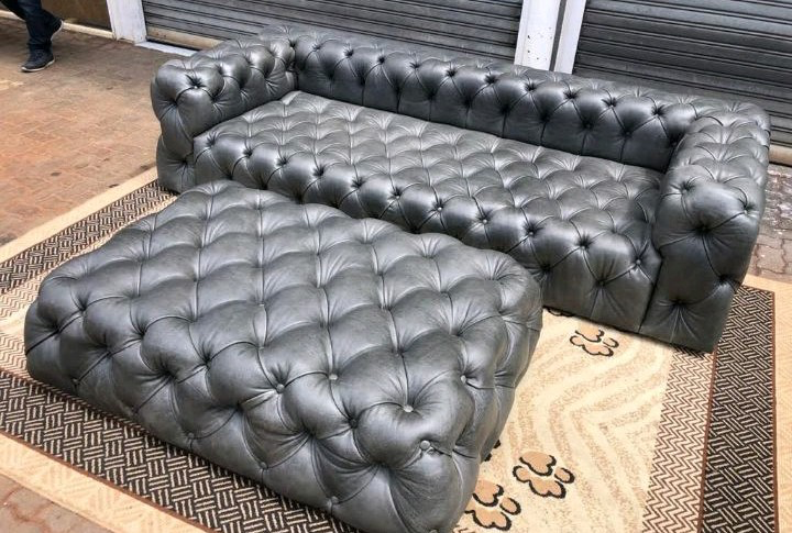 Immaculate 2.5m genuine leather CUBAN STYLE CHESTERFIELD four seater couch &#43; ottoman. BRAND NEW.