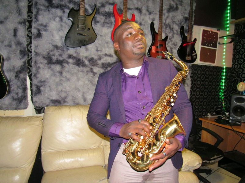 Kunle saxophonist