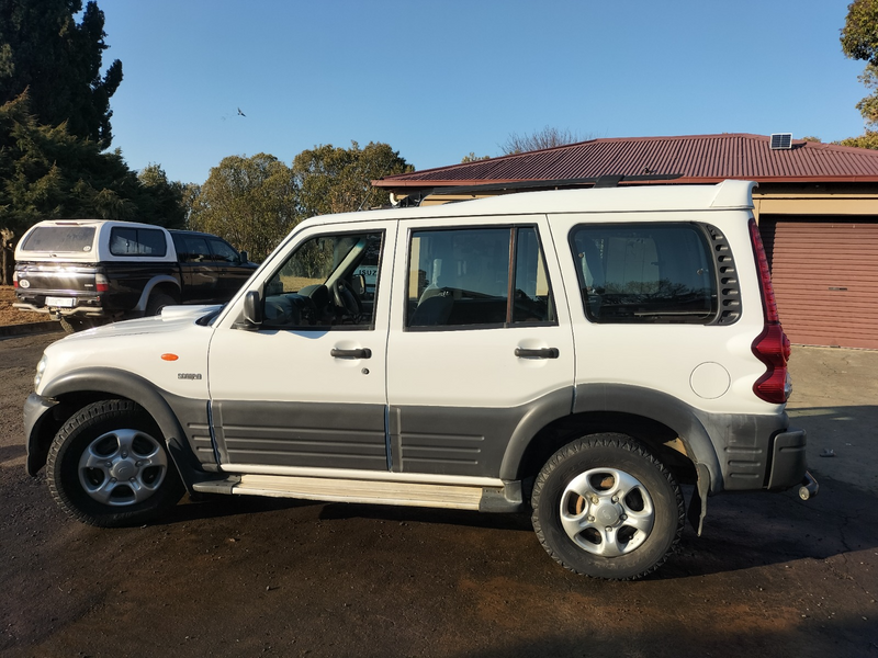 2007 Mahindra Scorpio SUV