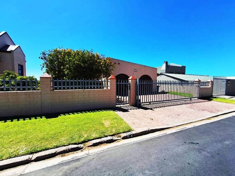 House for Sale in Saldanha