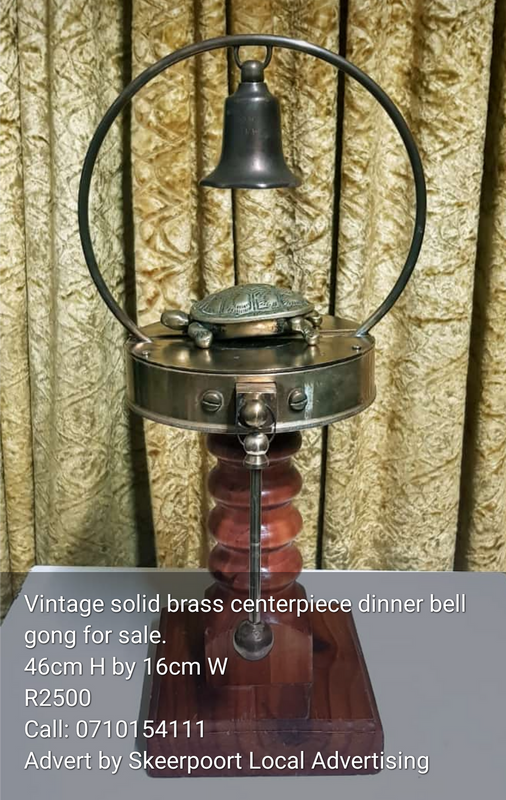 Vintage solid brass centerpiece dinner bell gong for sale. 46cm H