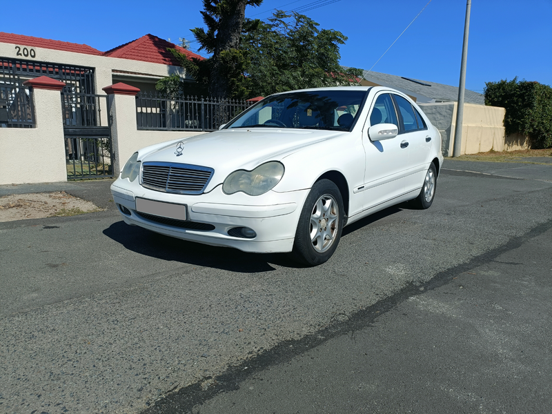 2001 Mercedes-Benz C-Class Sedan