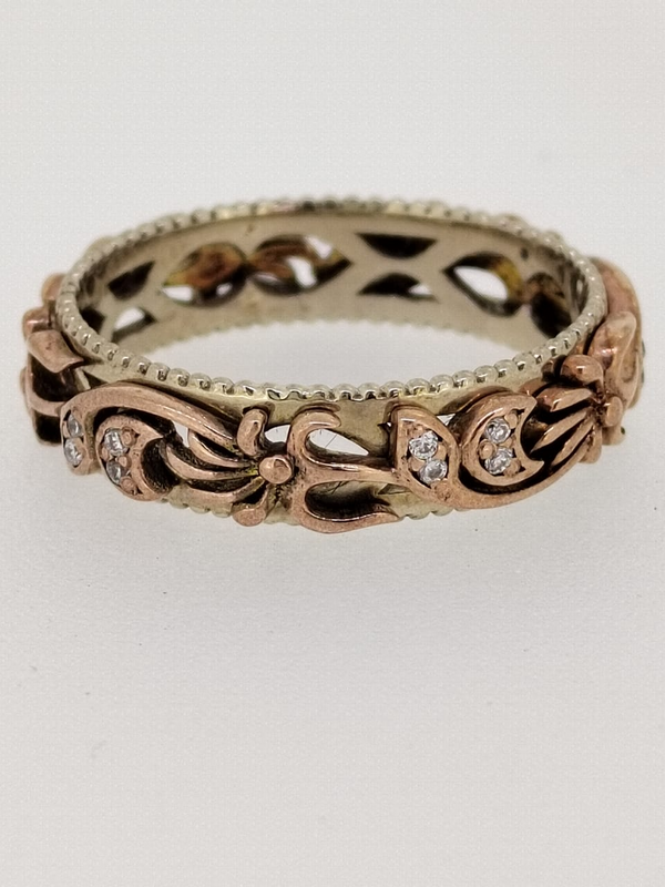 Beautiful Ladies Two Toned Gold Design Band