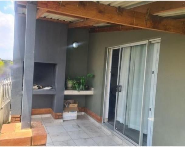3 Bedroom House To Let in Waterval East