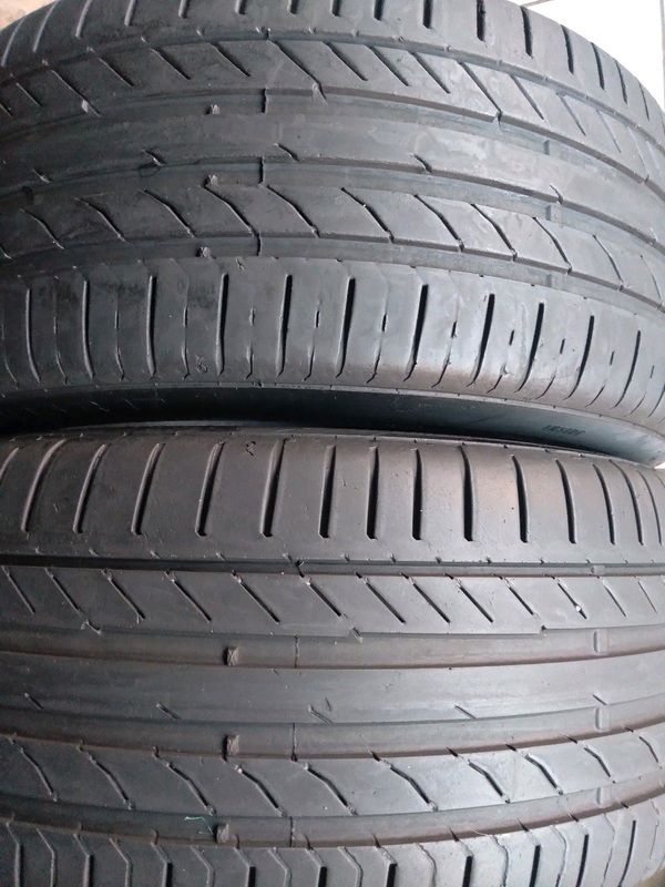 2x 225/45/17 run flat continentals Tyres SSR 89%tread excellent conditions