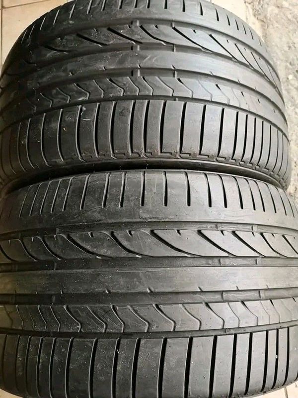 Two 315 35 20 Bridgestone run flat tyres with good treads no patches no plugs available for sale