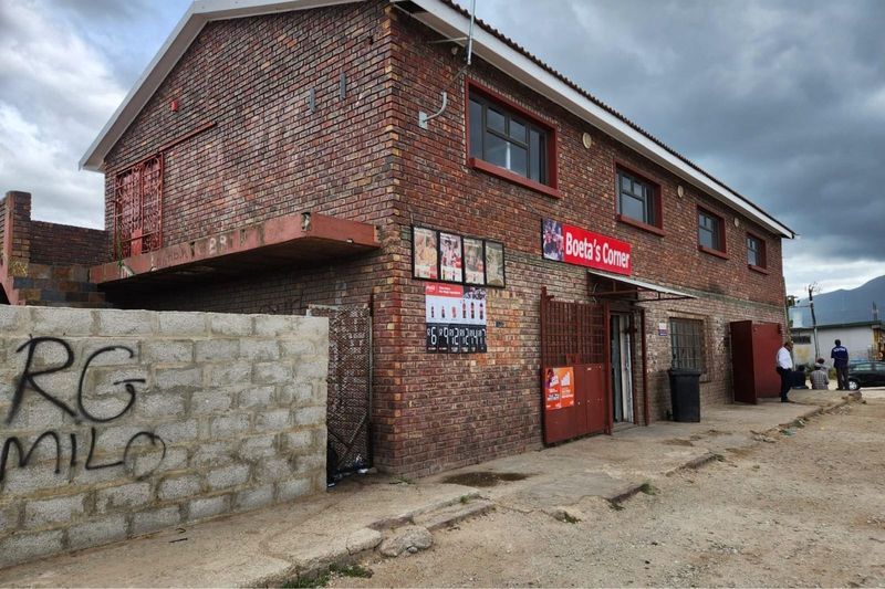 Commercial Property for Sale in Sandkraal- Investments Opportunity for A business