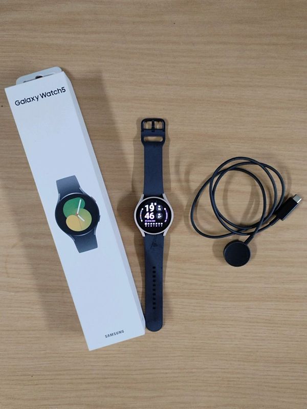 Samsung Galaxy 5 watch for sale