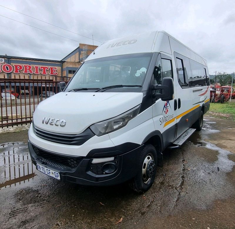 2019 IVECO DAILY 50C15 E4 LWB 22 SEATER BUS