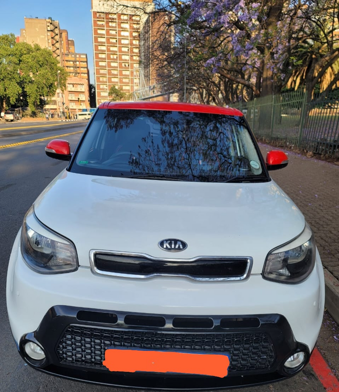 2015 Kia Soul SUV 1.6 petrol Auto,spare key,spare wheel,original condition, accident free,valid disk