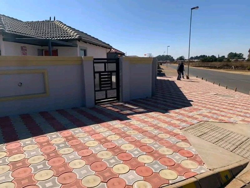 Guaranteed quality brick paving driveways and parking areas