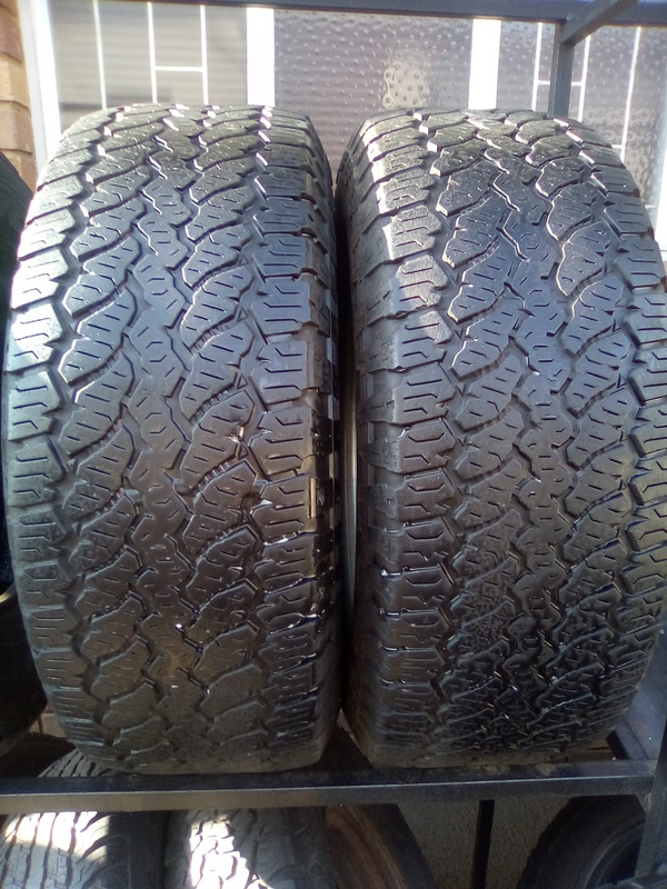 2xGeneral Graber AT tyres 265/65/17 still good!!!