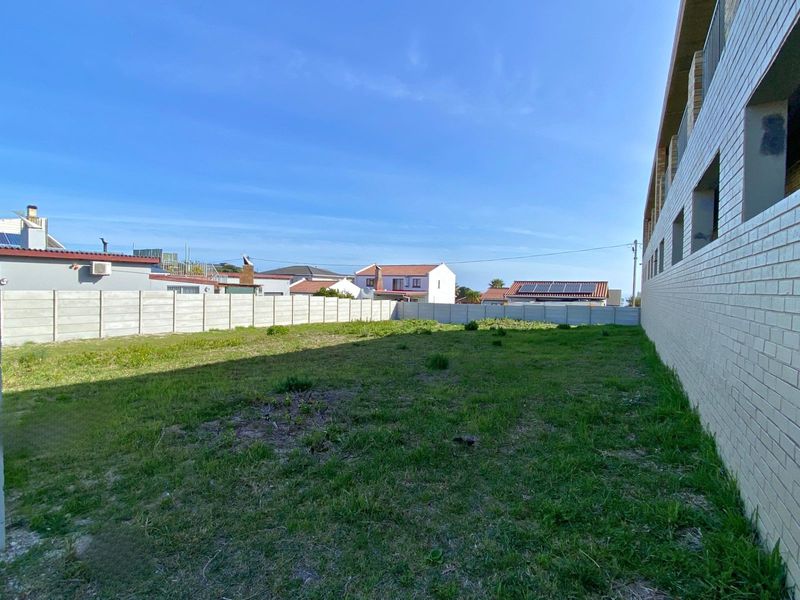 0 sq. meter Vacant Land Commercial in De Kelders For Sale