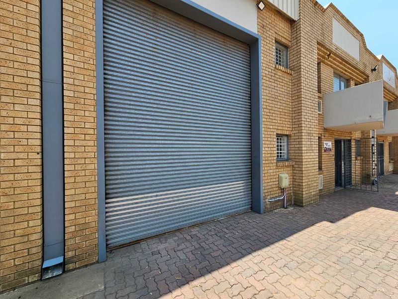 Prime Industrial Space with Office and Warehouse Facilities - Driehoek - Germiston.