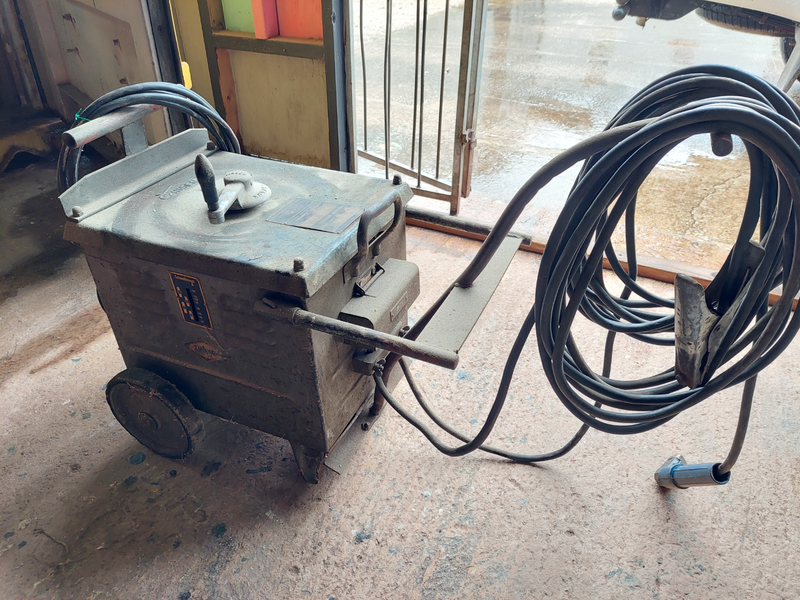 Old Welding machine