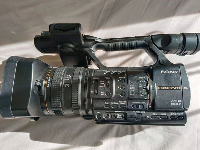 Sony HXR-NX3 NXCAM Professional Handheld Camcorders -  x 2. Used. Priced to go
