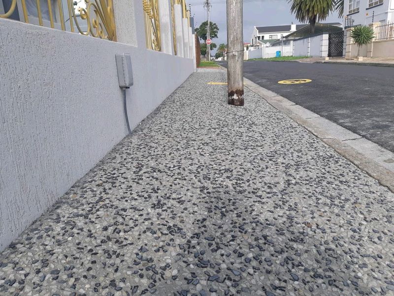 Exposed aggregate