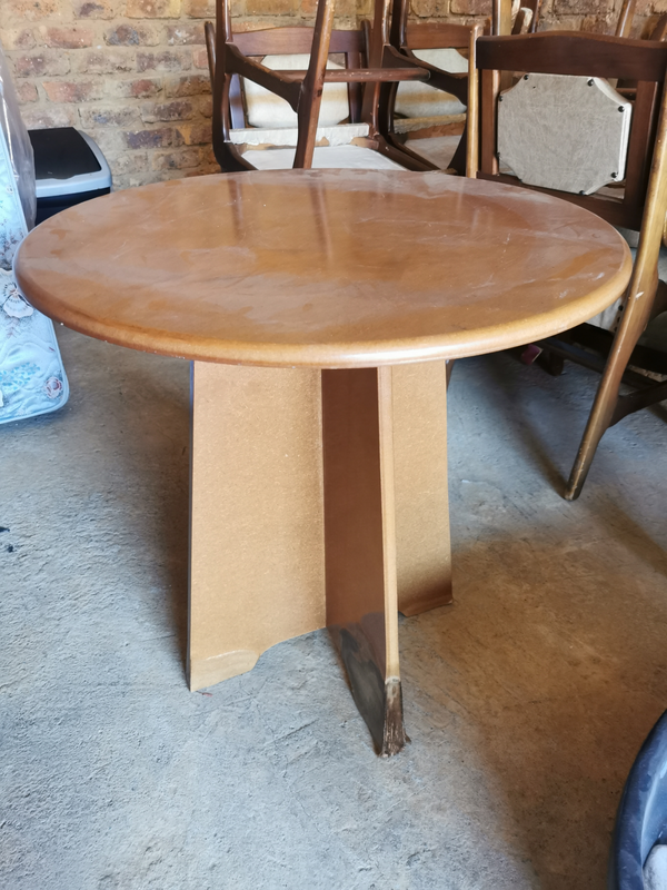 Round Wooden Side | Coffee | Tea Table (Round 900mm Diameter)