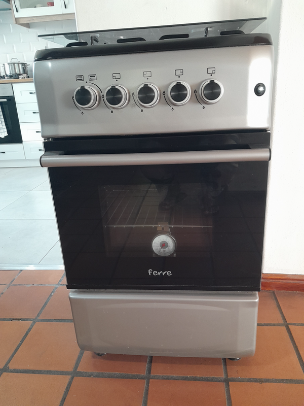 Silver and black Ferre fully gas top and oven - 60cm