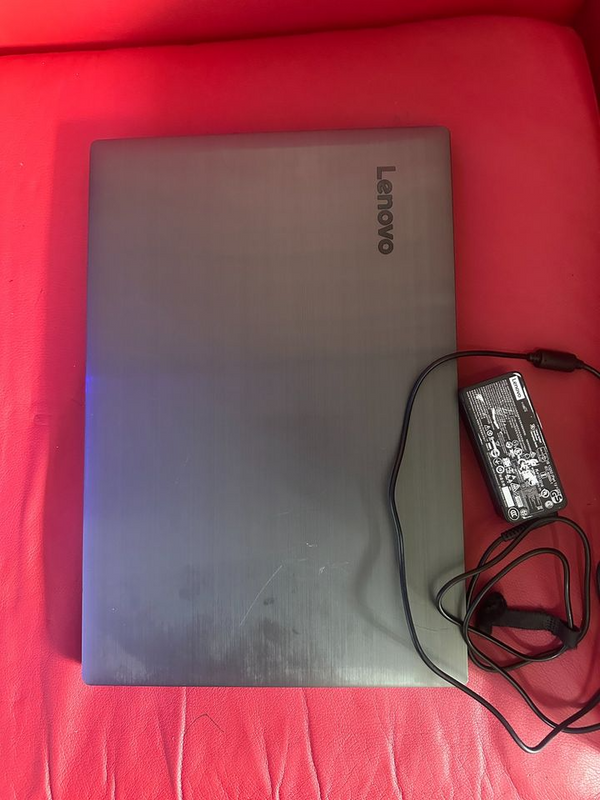 Lenovo Notebook V330 Intel Core i5 8th Gen,8CPU,/8GB DDR4/500GB HDD/Full HD Anti-Glare Display