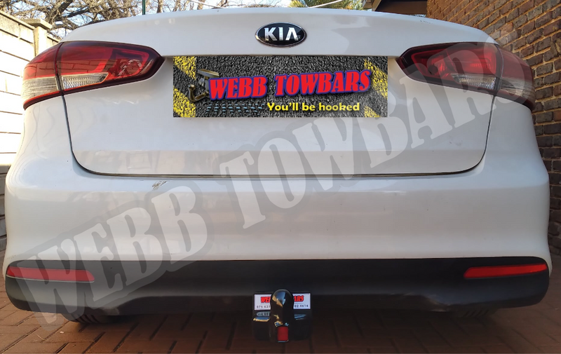 Kia Cerato Sedan Standard/Detachable Towbars