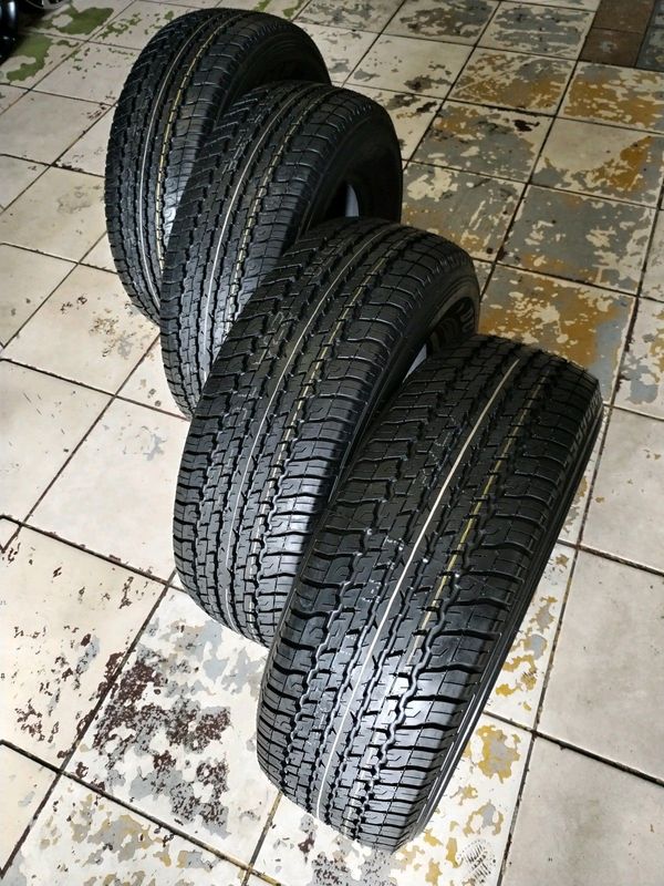 255 65R17 DUNLOP GRAND TREK Tyres A Set Of Four On Sale.