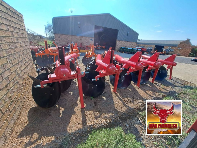 New MFSA 3 disc ploughs available for sale at Mad Farmer SA