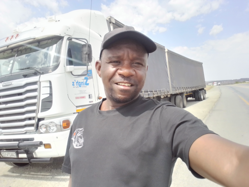 Highly experienced Code 14 Zimbabwean driver with more than 13 yrs experience plus defensive driving