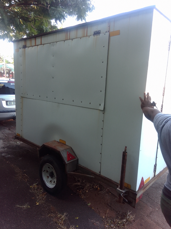 Second hand mobile kitchen Trailer