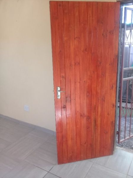 Room to rent in Mamelodi West B3 R1200 per month