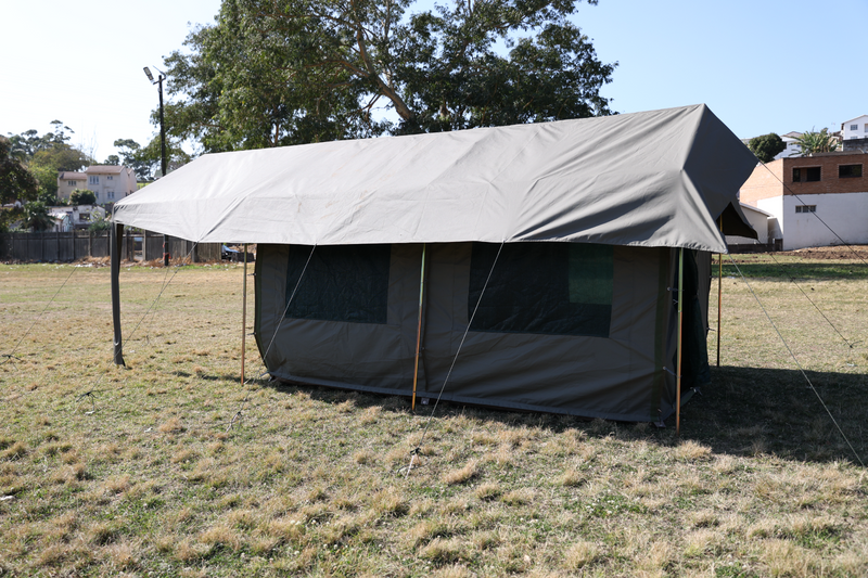 Canvas Safari Lodge   Tents