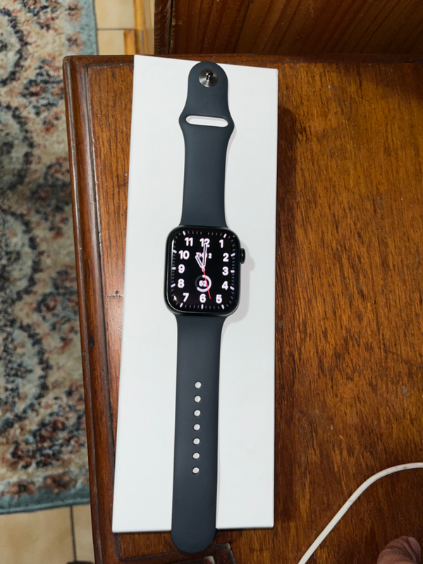 Apple watch series 9 GPS&#43; Cellullar. Midnight colour