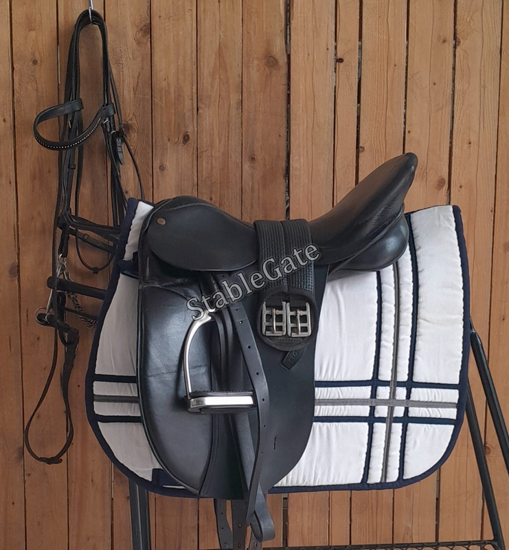 Complete Saddle set - Trident Dressage