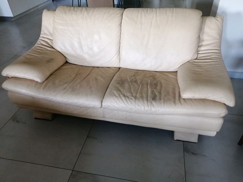 Natuzzi leather couch vintage pink beige two seater sofa