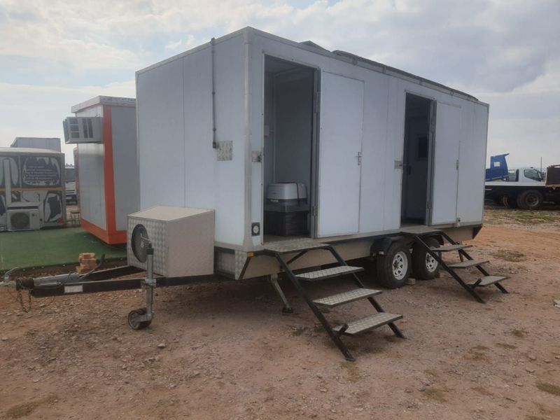 Double medical unit/trailer