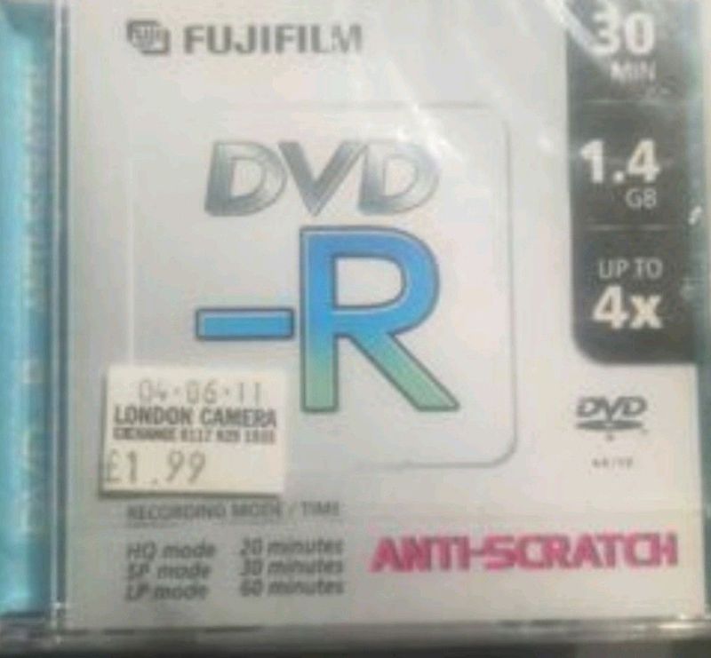 DVD REWRITABLE -SELLING 6 NEW DISKS FOR R 120 -00.