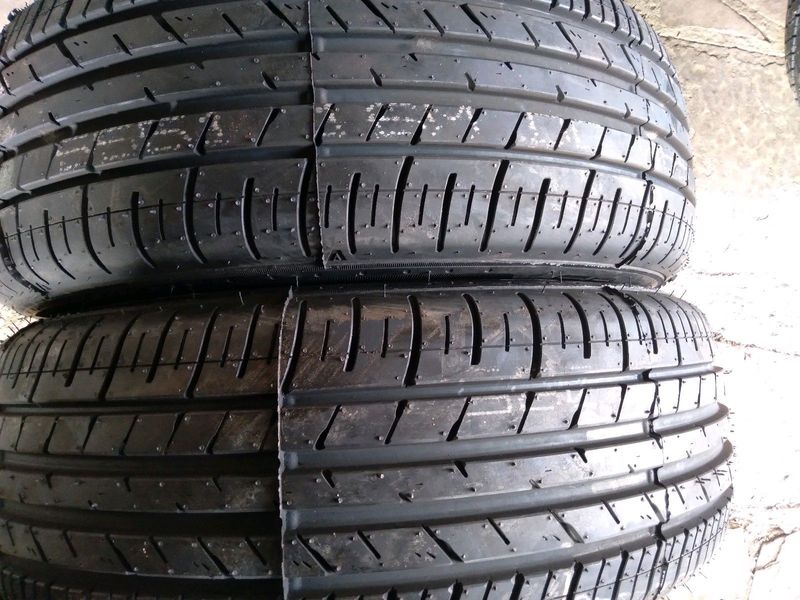 2x 195/60/15 brand new dunlops Tyres
