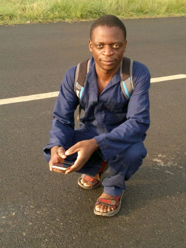 MARTIN, A MALAWIAN MAN IS LOOKING FOR A GARDENING AND PLUMBING JOB.
