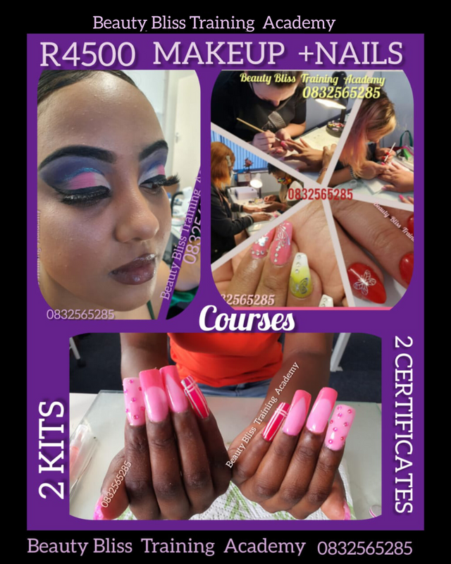 R4500 PROFESSIONAL MAKEUP COURSE AND GEL AND CRYLIC NAIL COURSE.2 KITS .2 CRTIFICATES