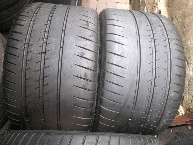 Set of Fairly used Tyres 265/35/R20 and 305/30/R20 MICHELIN PILOT SPORT CUP 2 TREAD LIFE 95% ZUMA